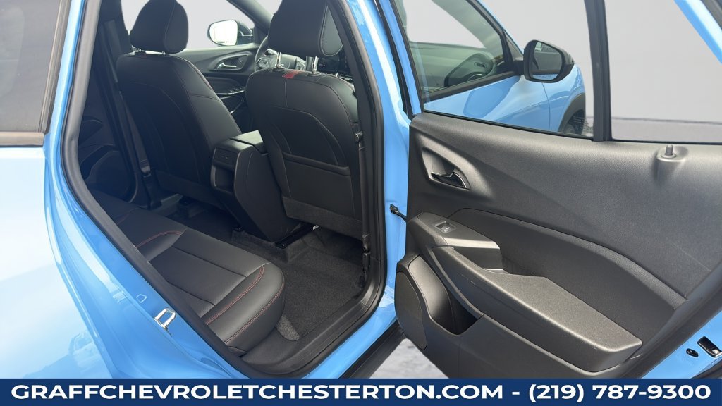 Used 2024 Chevrolet Trax RS w/ Driver Confidence Package FWD image 38