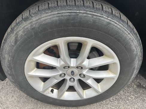 Used 2016 Ford Flex SE image 12