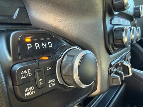 Used 2021 RAM 1500 Big Horn image 24