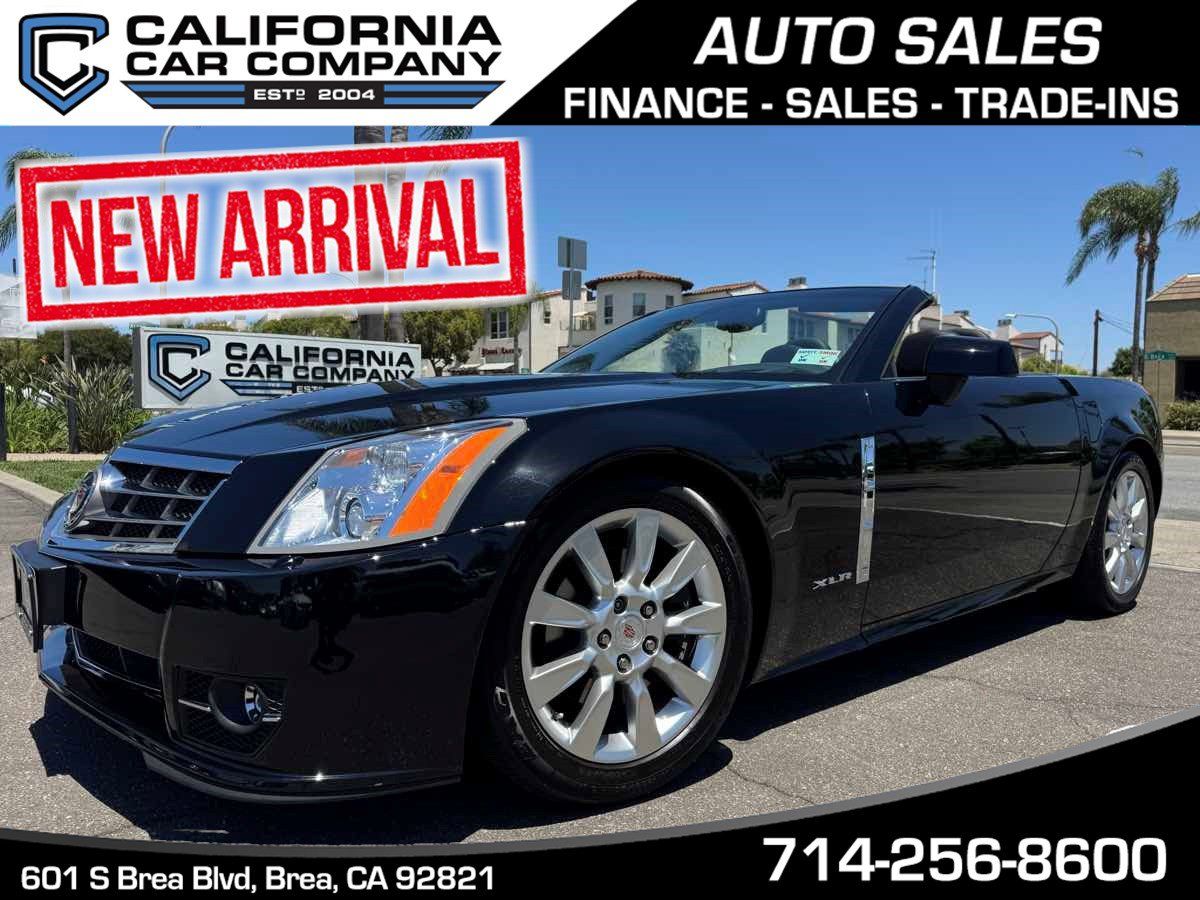 Used 2009 Cadillac XLR RWD image 1