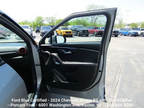 Used 2024 Chevrolet Blazer RS w/ Enhanced Convenience Package AWD/4WD image 41