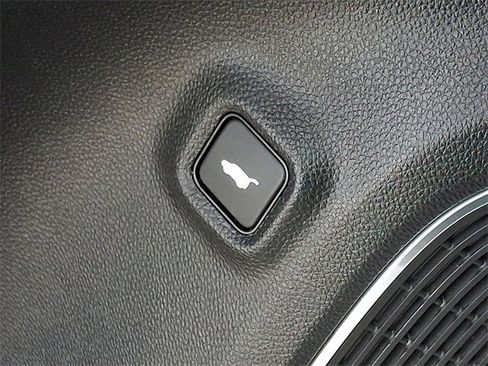 Certified 2023 Acura MDX SH-AWD w/ Technology Package image 30