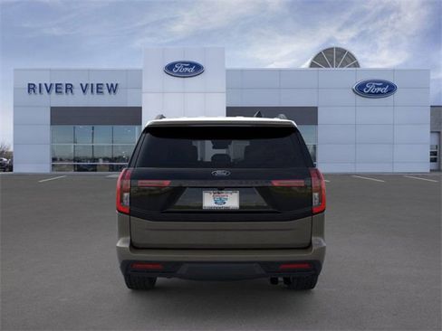 New 2026 Ford Expedition Tremor image 5