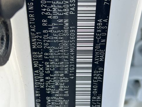 Used 2021 Toyota Camry SE image 30