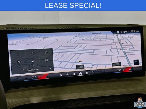 Used 2025 BMW 330i xDrive Sedan w/ Premium Package image 17