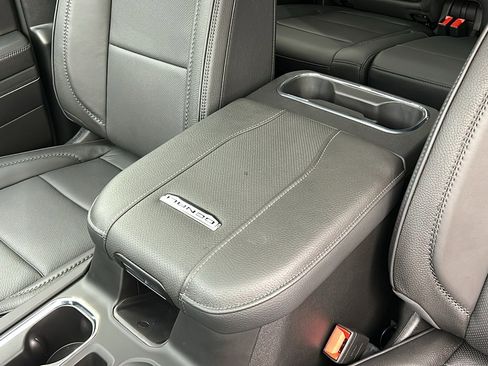 Used 2025 GMC Sierra 3500 Denali image 27