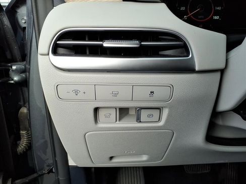 Used 2024 Hyundai Palisade Limited image 16