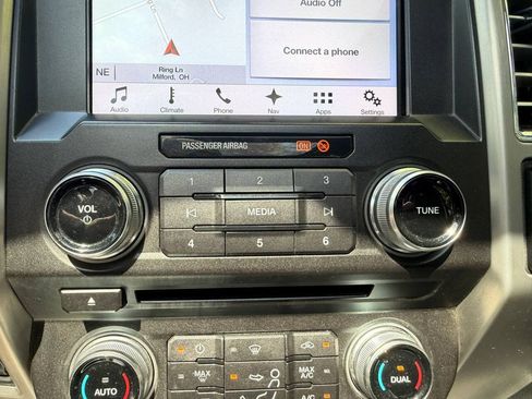 Used 2017 Ford F250 Platinum w/ Platinum Ultimate Package AWD/4WD image 46