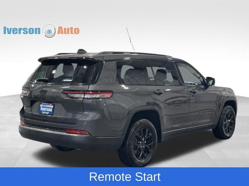 Used 2024 Jeep Grand Cherokee L Altitude image 9