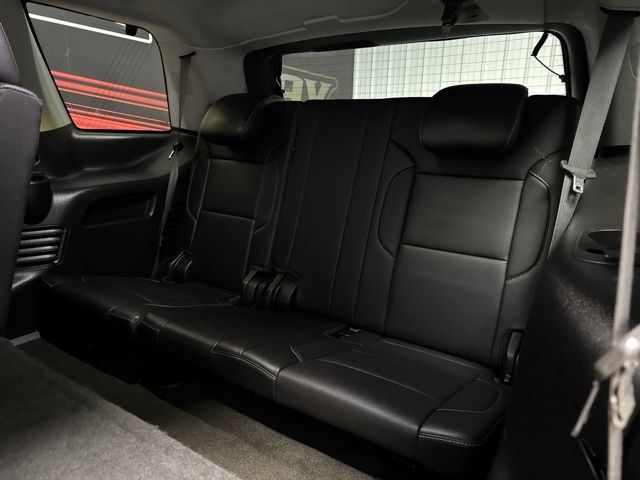 Used 2018 GMC Yukon SLT AWD/4WD image 14