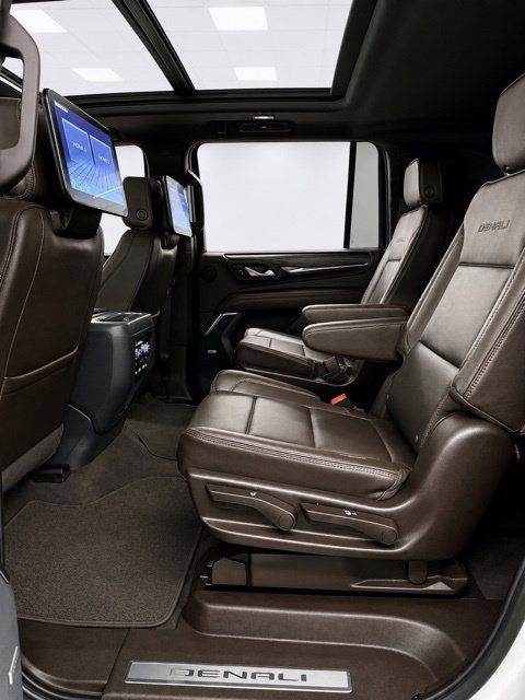 Certified 2024 GMC Yukon XL Denali w/ Denali Reserve Package AWD/4WD image 20