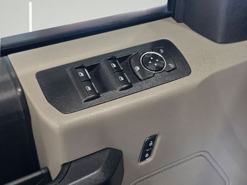 Used 2018 Ford F150 XL w/ Equipment Group 101A Mid AWD/4WD image 11