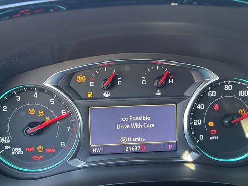 Used 2023 Chevrolet Traverse RS w/ LPO, Floor Liner Package image 13