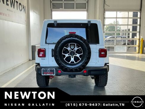 Used 2019 Jeep Wrangler Unlimited Rubicon w/ Steel Bumper Group AWD/4WD image 5