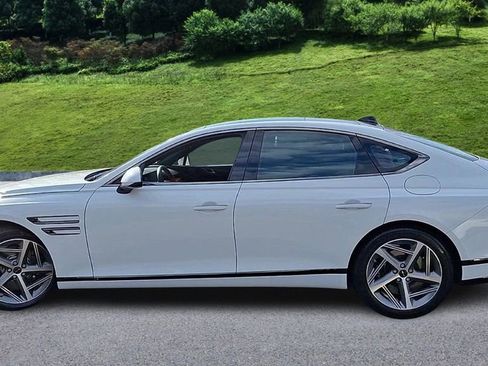 Used 2025 Genesis G80 3.5T Sport image 5