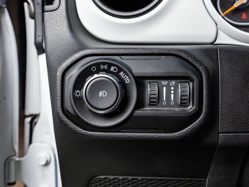 Used 2021 Jeep Wrangler Unlimited Sport image 21