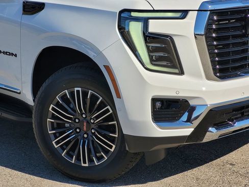 New 2026 GMC Yukon XL Elevation w/ Elevation Premium Package AWD/4WD image 6