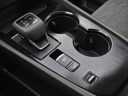 Certified 2023 Nissan Rogue SV FWD image 23