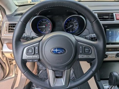 Used 2017 Subaru Outback 2.5i Limited AWD/4WD image 17