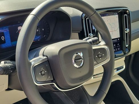 New 2026 Volvo XC40 B5 Plus w/ Protection Package Premier image 8