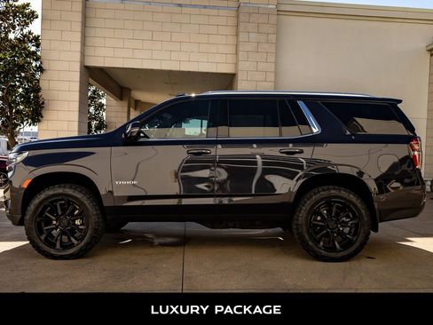Used 2022 Chevrolet Tahoe LT w/ Luxury Package image 6
