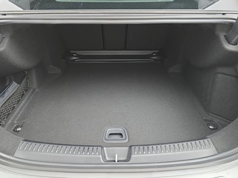 New 2026 Mercedes-Benz E 450 4MATIC Sedan image 12