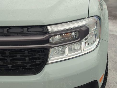 Used 2022 Ford Maverick XLT image 9