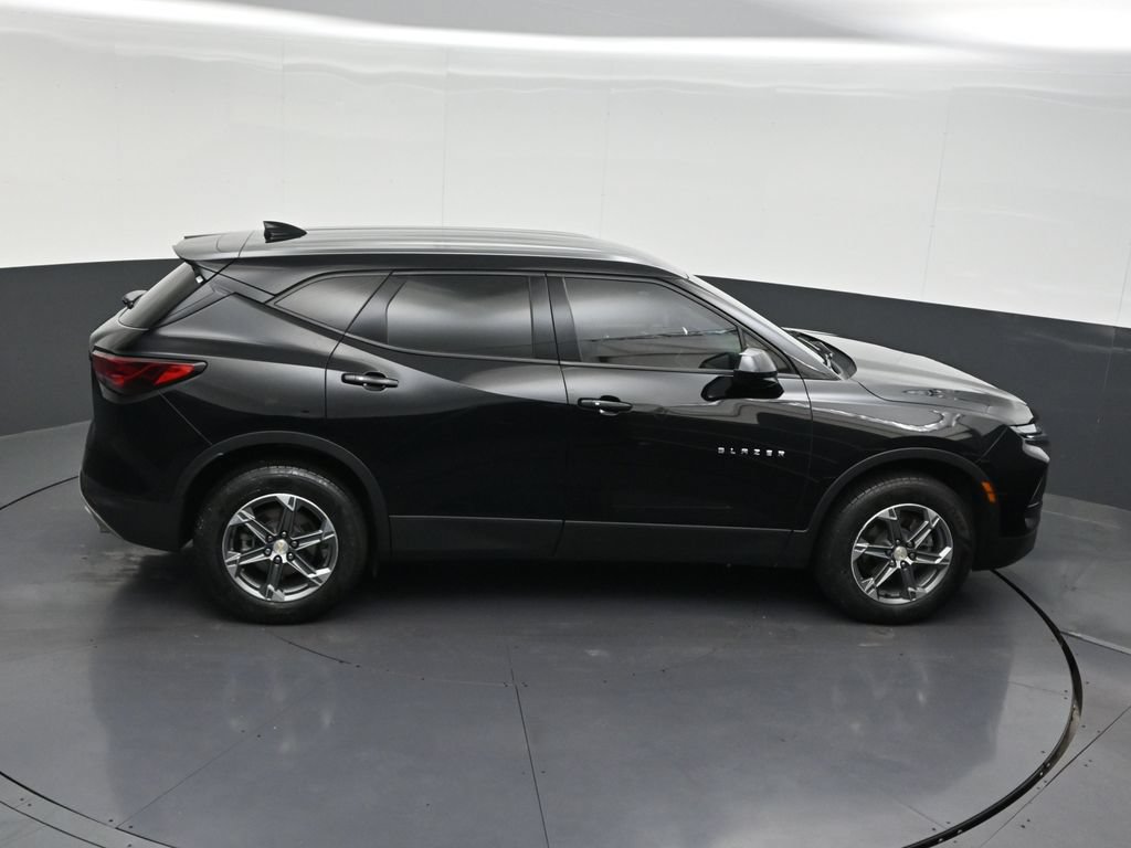 Used 2023 Chevrolet Blazer LT FWD image 25
