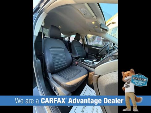 Used 2015 Ford Fusion SE FWD image 22