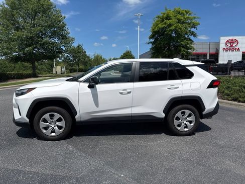 Used 2023 Toyota RAV4 LE FWD image 3