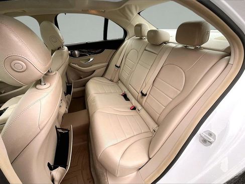 Used 2015 Mercedes-Benz C 300 4MATIC Sedan image 22