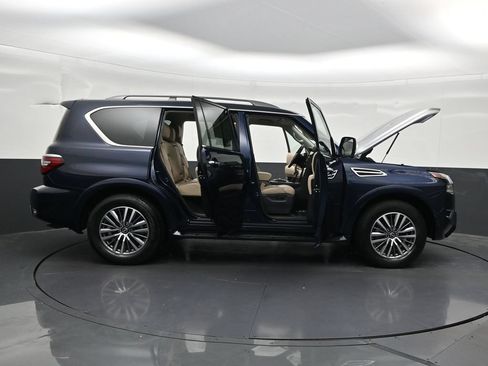 Used 2023 Nissan Armada SL RWD image 34