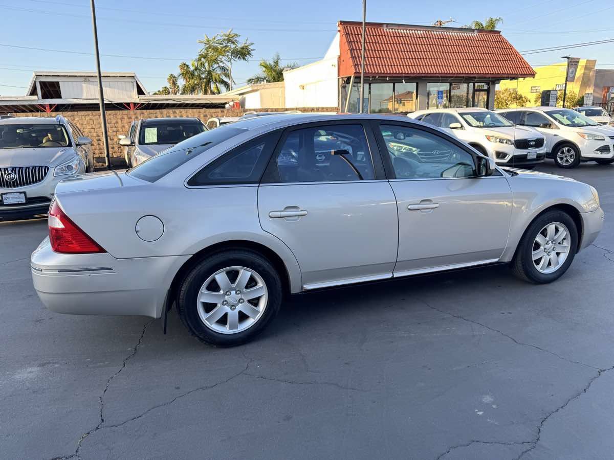 Used 2006 Ford Five Hundred SEL FWD image 7