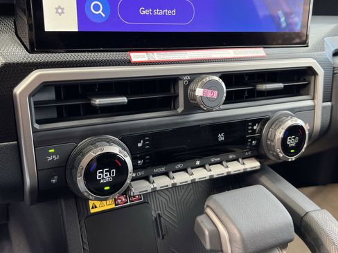 New 2025 Toyota 4Runner Limited image 16