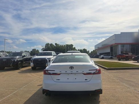 New 2026 Toyota Camry SE image 6