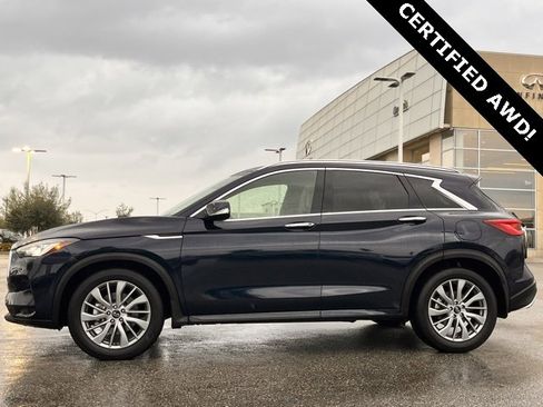 Certified 2025 INFINITI QX50 Luxe image 2