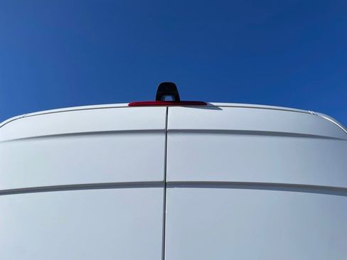 Used 2023 Mercedes-Benz Sprinter 2500 image 19