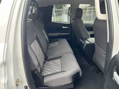 Used 2019 Toyota Tundra SR5 w/ SR5 Upgrade Package AWD/4WD image 15