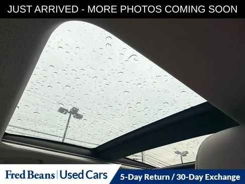 Used 2019 Toyota Camry XSE FWD image 11
