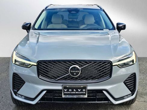 New 2026 Volvo XC60 B5 Ultra w/ Protection Package Premier image 8