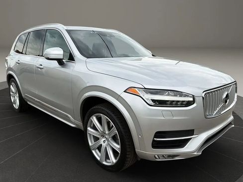 Used 2018 Volvo XC90 T6 Inscription w/ Convenience Package AWD/4WD image 3