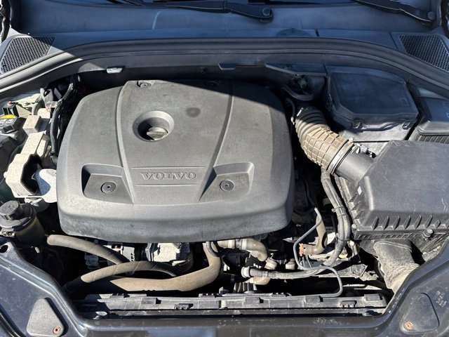 Used 2017 Volvo XC60 T6 Inscription w/ Advanced Package AWD/4WD image 32