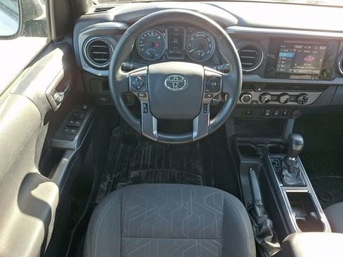 Certified 2018 Toyota Tacoma TRD Sport image 11