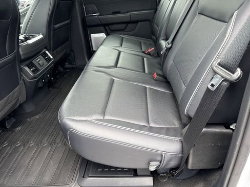 Used 2025 Ford F150 Lariat w/ Equipment Group 502A High AWD/4WD image 19