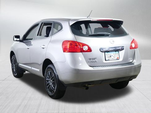 Used 2013 Nissan Rogue S AWD/4WD image 5