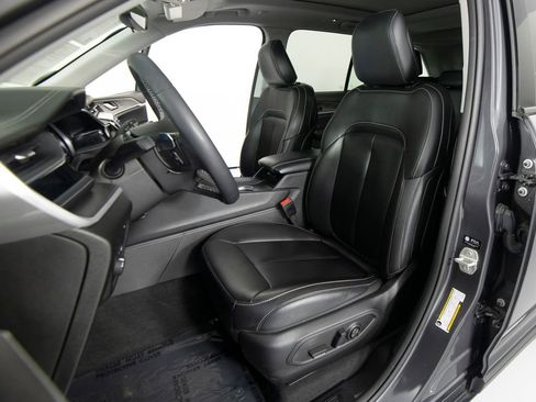 Used 2023 Jeep Grand Cherokee 4WD 4xe image 24