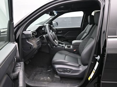 New 2026 Toyota Tacoma Limited AWD/4WD image 10
