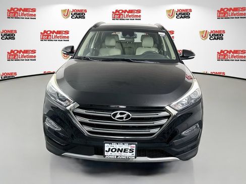Used 2018 Hyundai Tucson Limited w/ Ultimate Package 02 FWD image 14