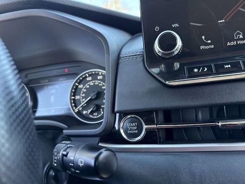 Used 2022 Mitsubishi Outlander SEL Black Edition image 14