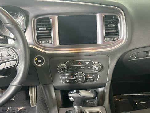 Used 2019 Dodge Charger R/T w/ Blacktop Package RWD image 18